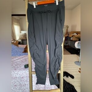 Athleta attitude pants